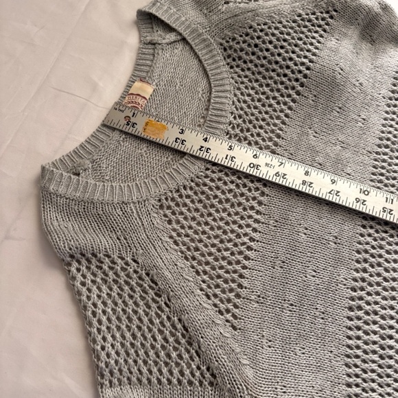 SO Heritage Women's Gray Loose Knit Light Weight Sweater,"Sampler" Stitch Small - Picture 8 of 8